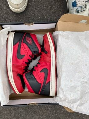 Jordan Air Jordan 1 Mid Box Label - Gym Red/Black/White